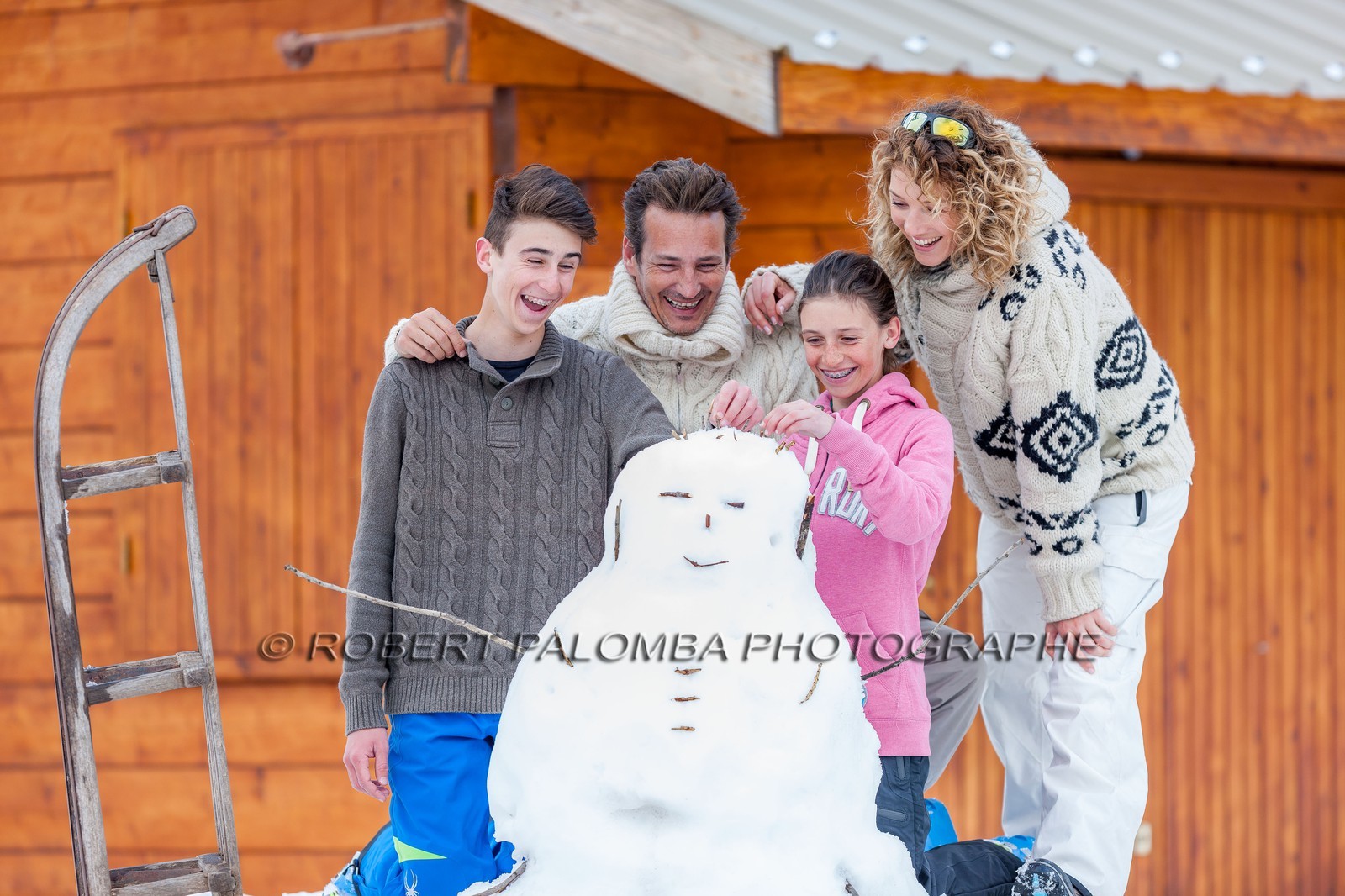 Famille à la neige
