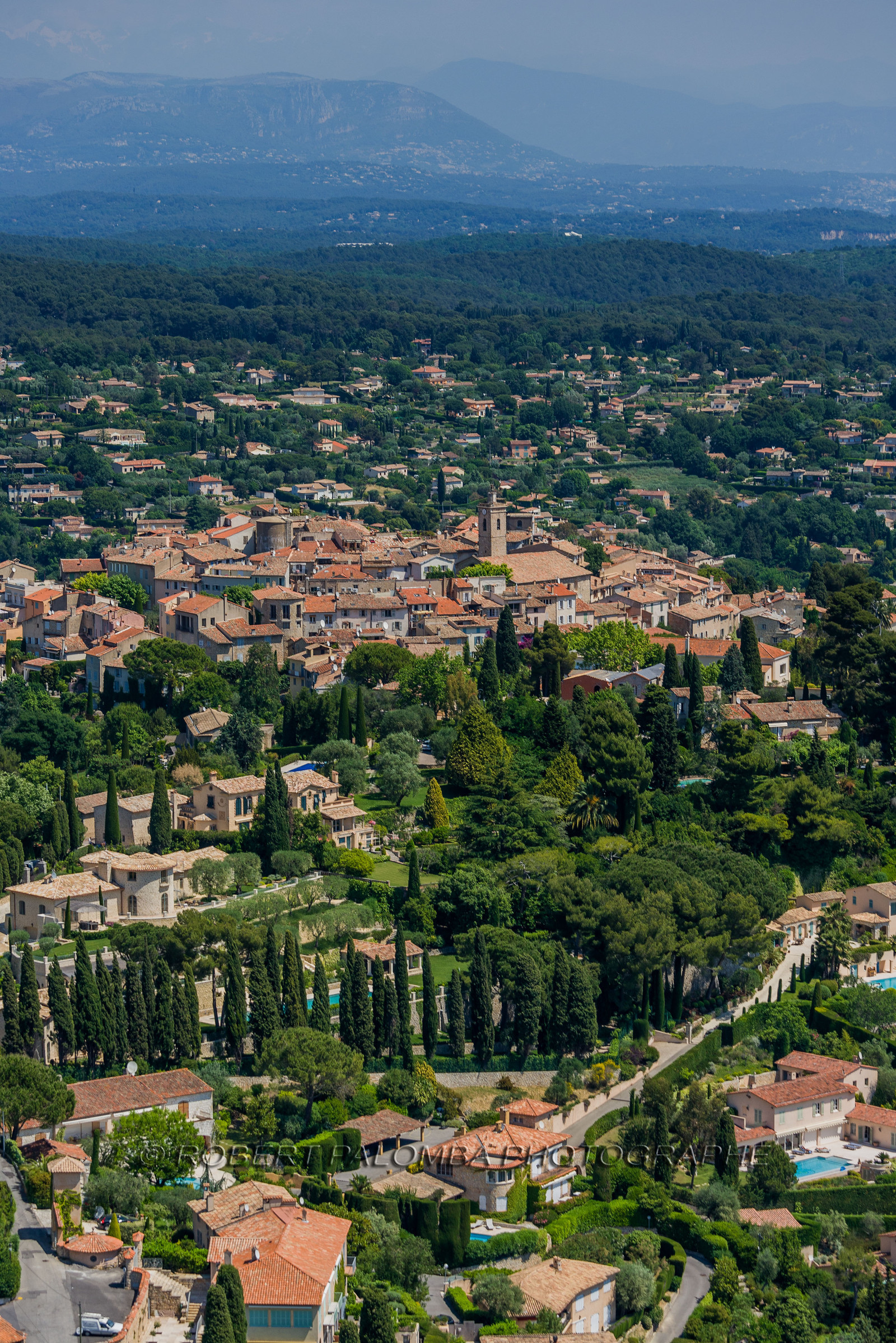 Mougins