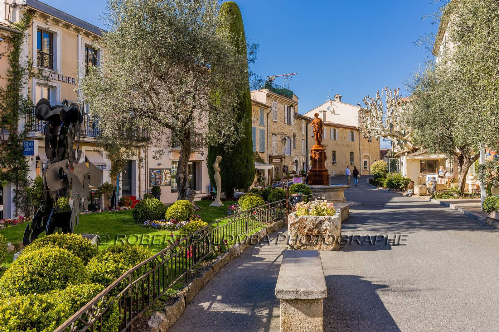 Mougins