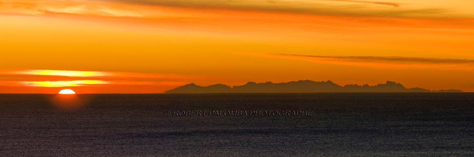 La Corse vue de Nice